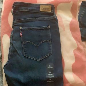 NWT Levi’s woman’s skinny jeans